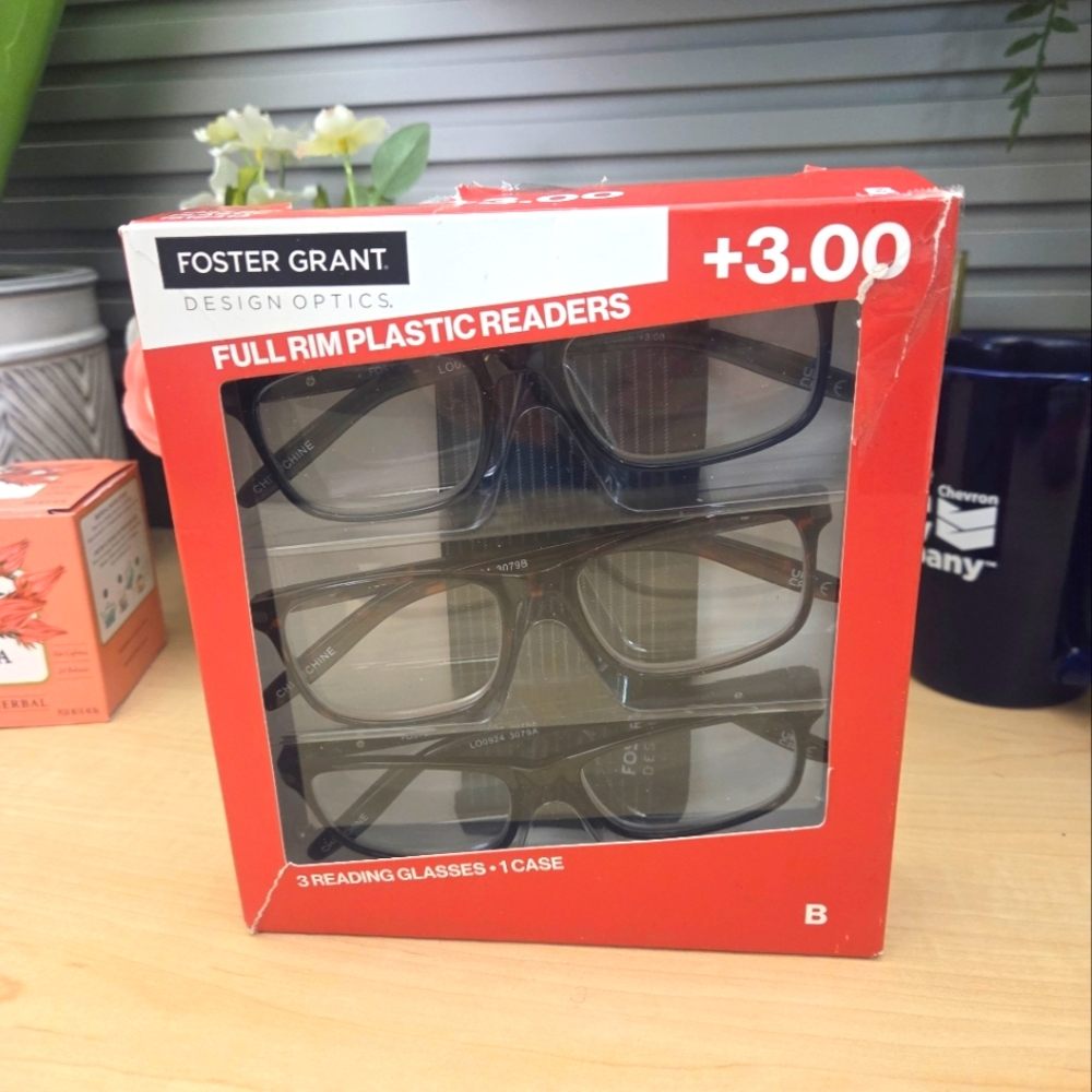 Foster Grant Full Rim Readers Set - Black and Blue 3.00